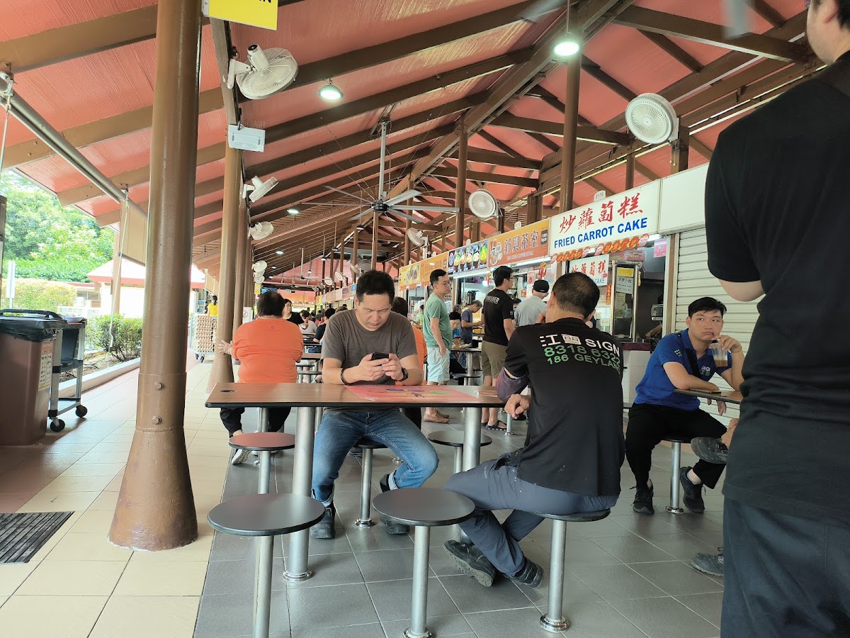 Xin Heng Coffee Stall interior