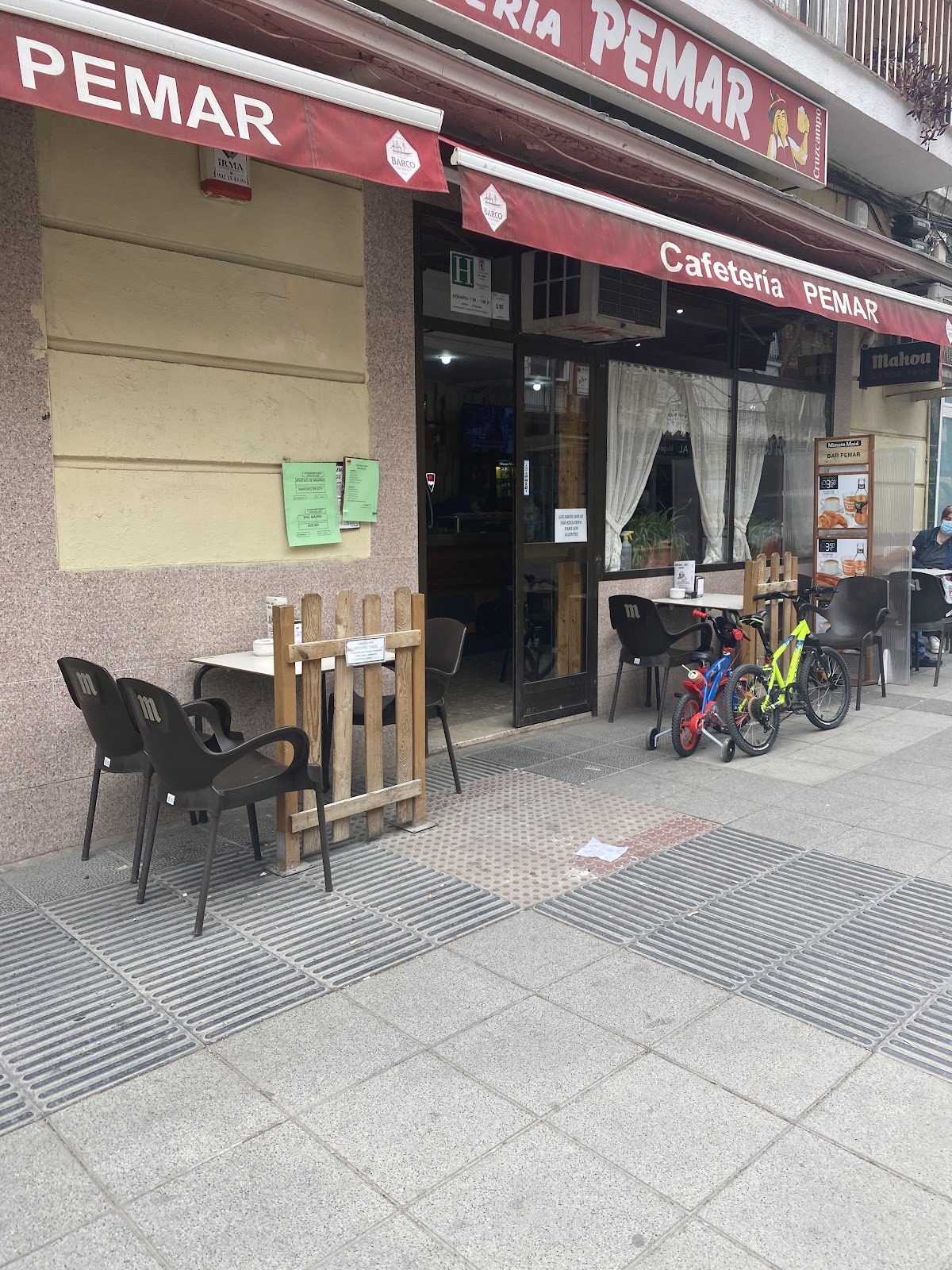 Bar Cafetería Pemar interior