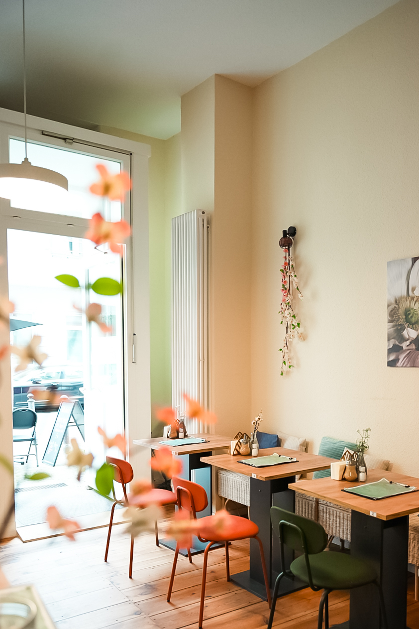 Café Aroma Berlin interior