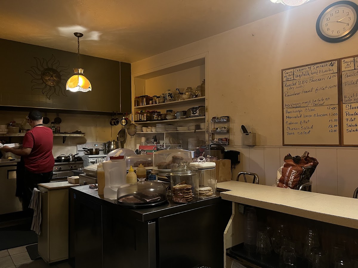 Cafe Renan interior