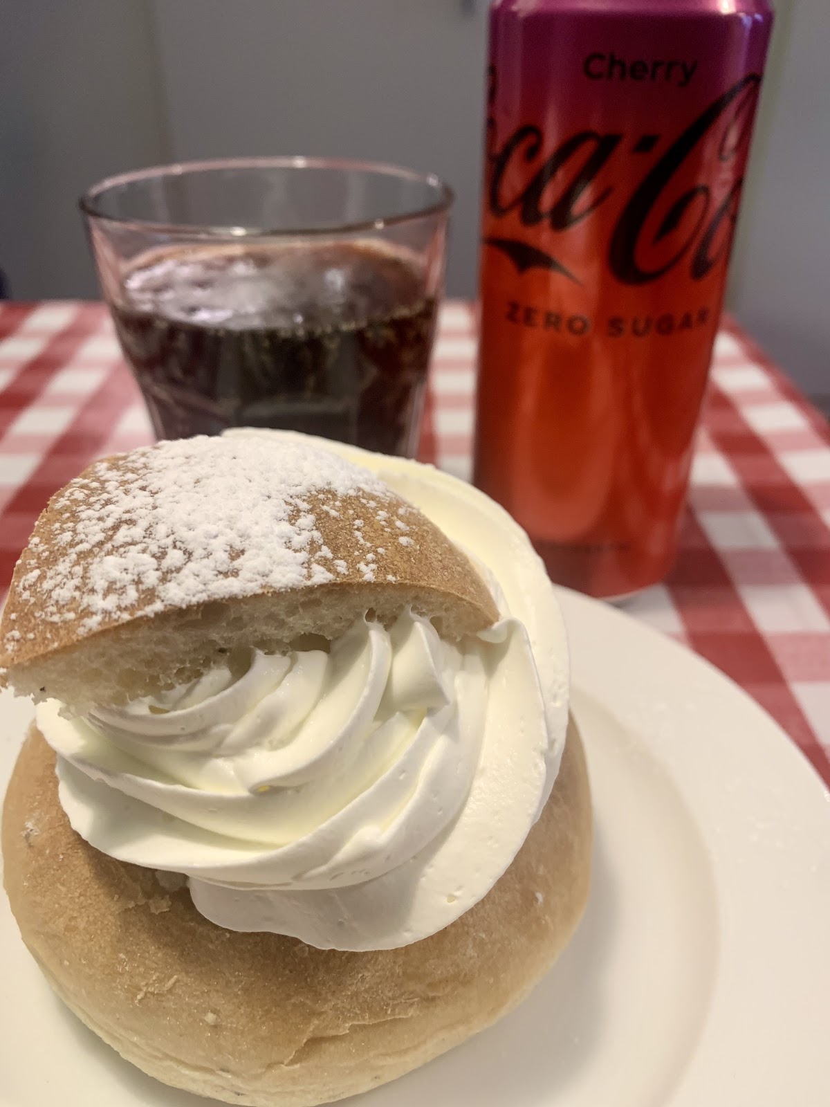Photo of Lisas Grabb Cafe and Hembageri