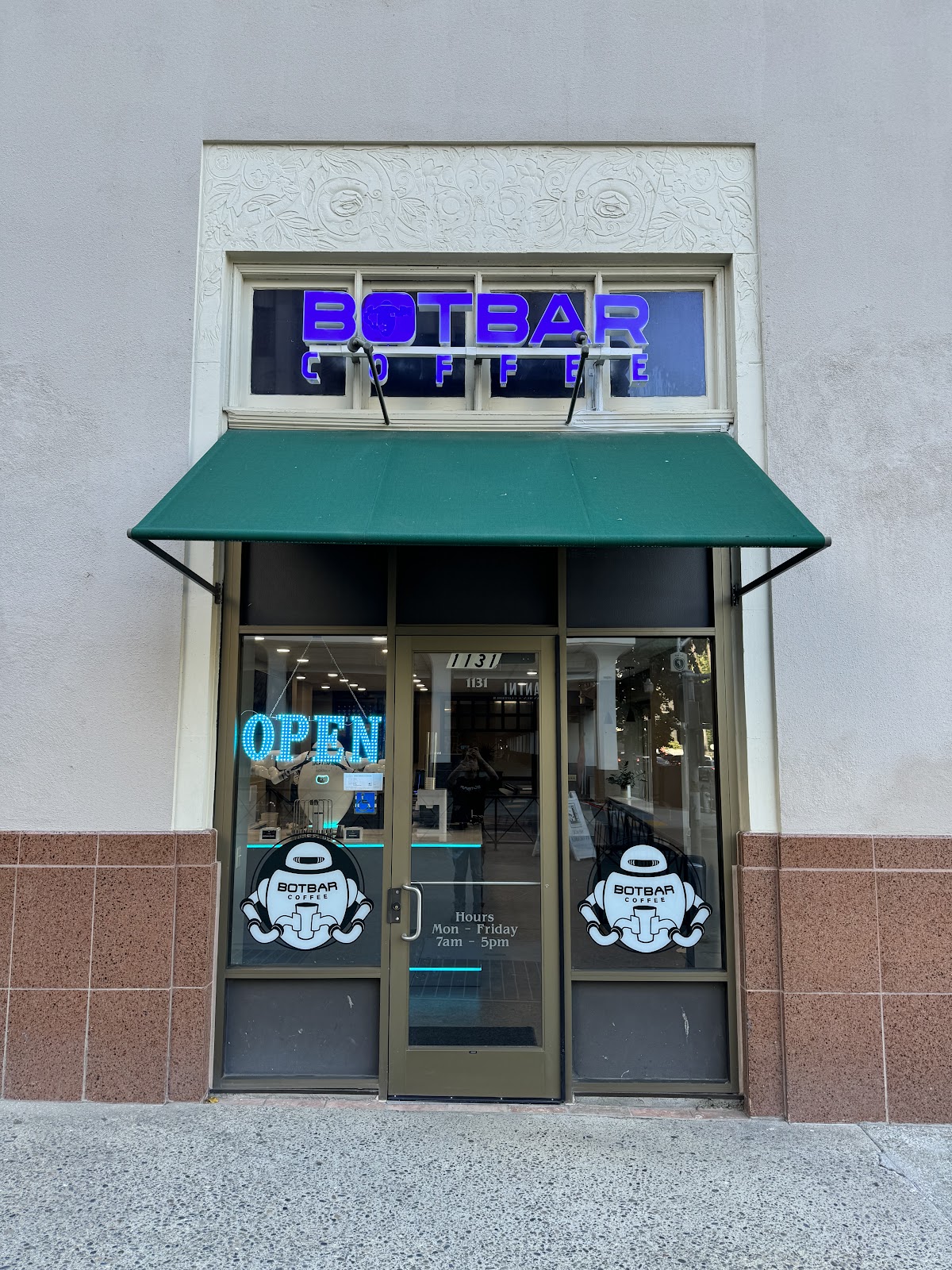 Botbar Coffee interior