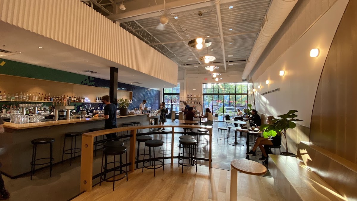 Houndstooth Coffee interior