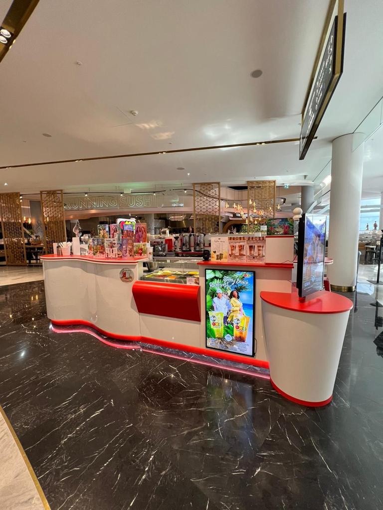 Bubble Tea OXO Tea interior