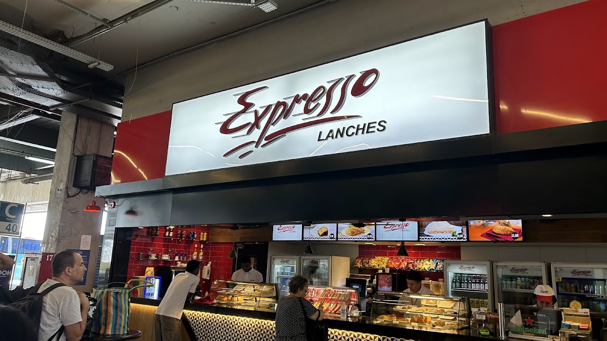 Expresso Lanches interior