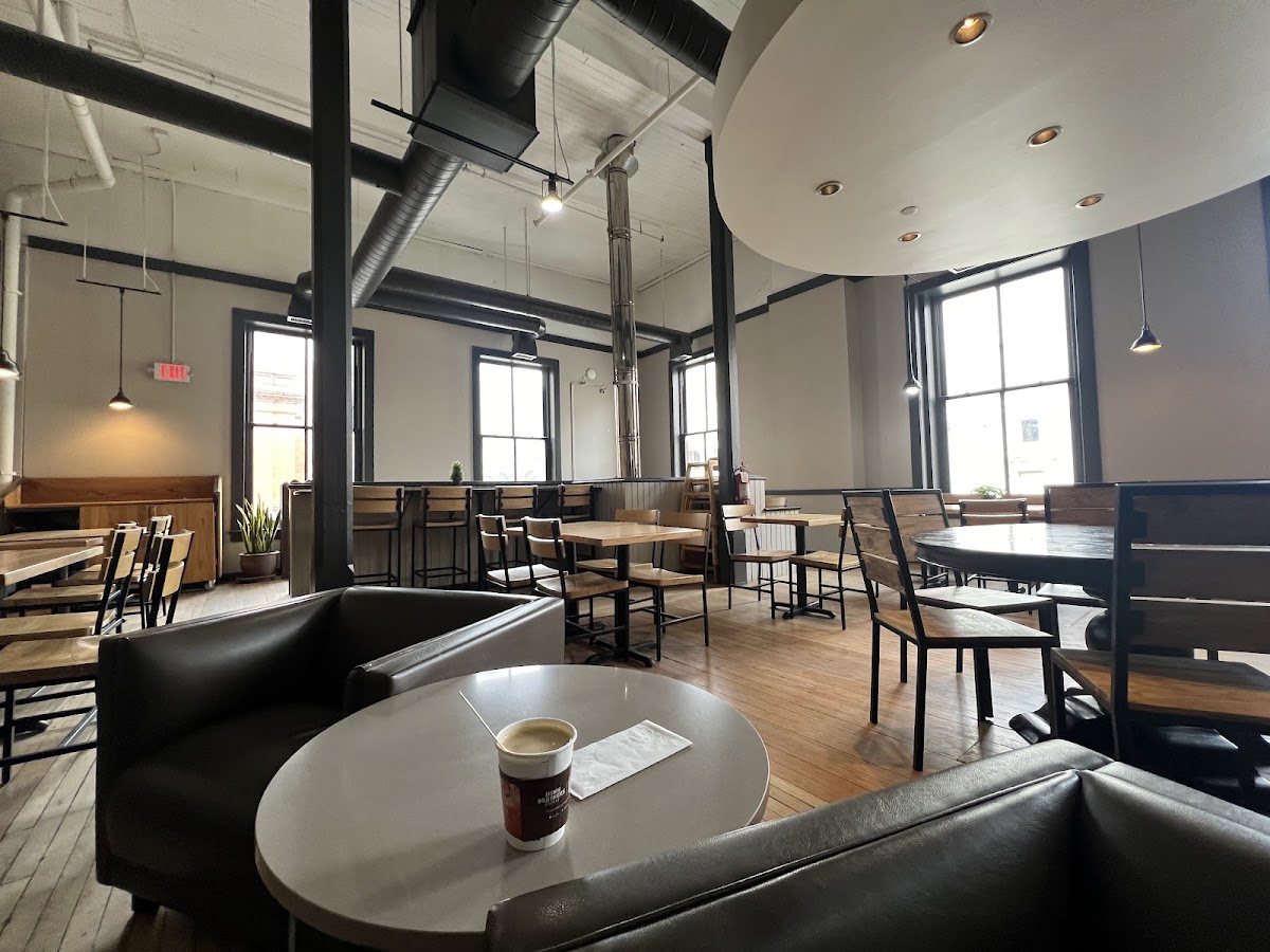 Dunn Brothers Coffee interior