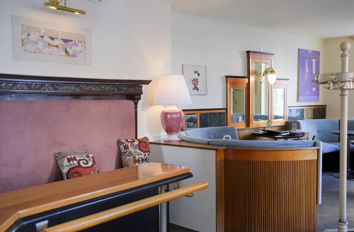 Kosmos Café Bar interior