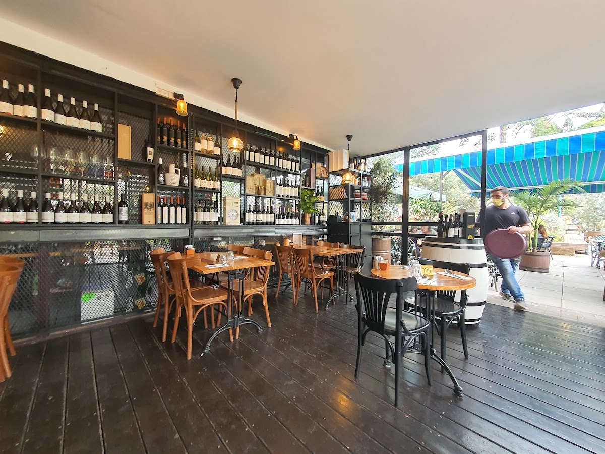 Café Lugano interior