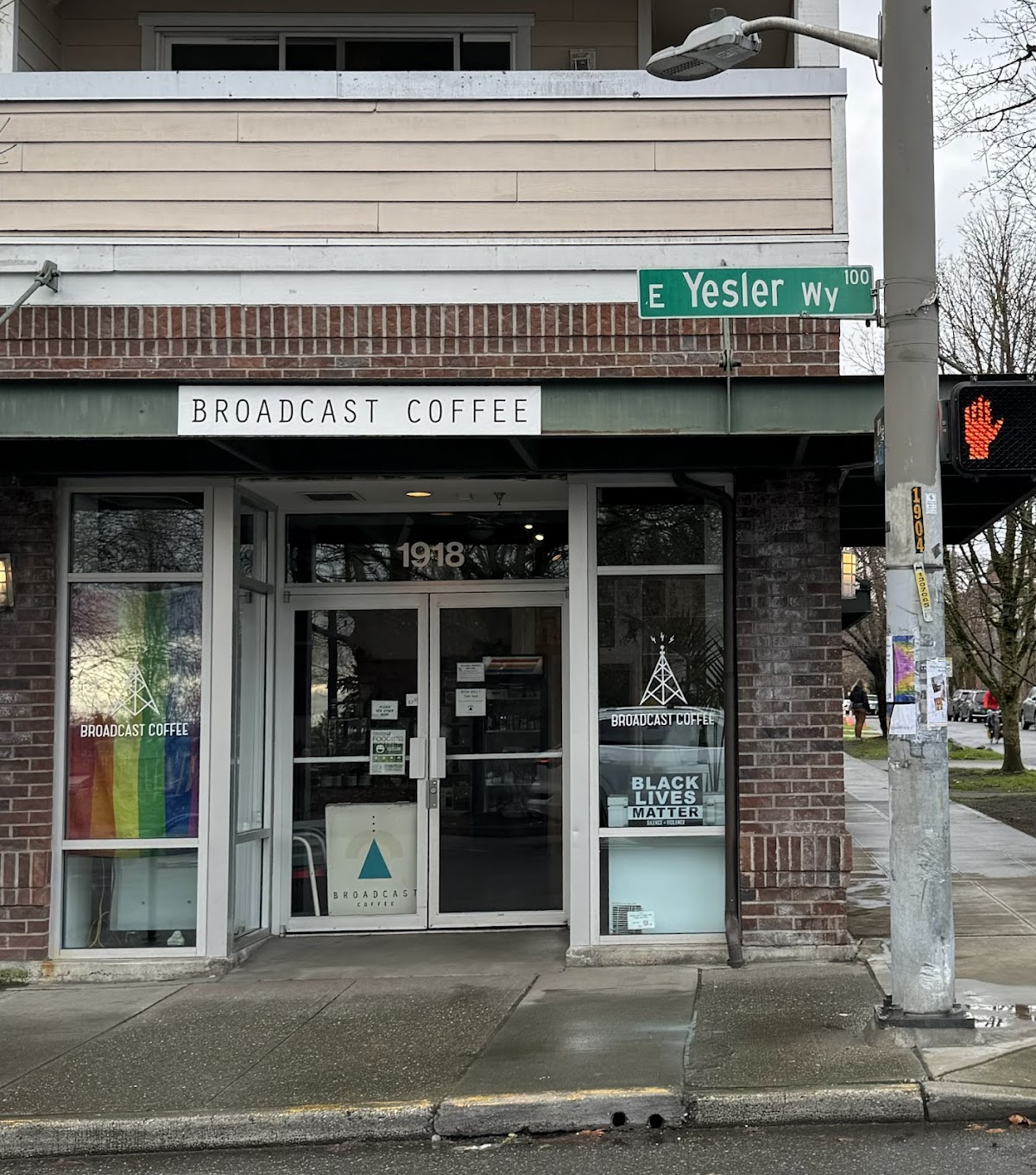 Broadcast Coffee interior