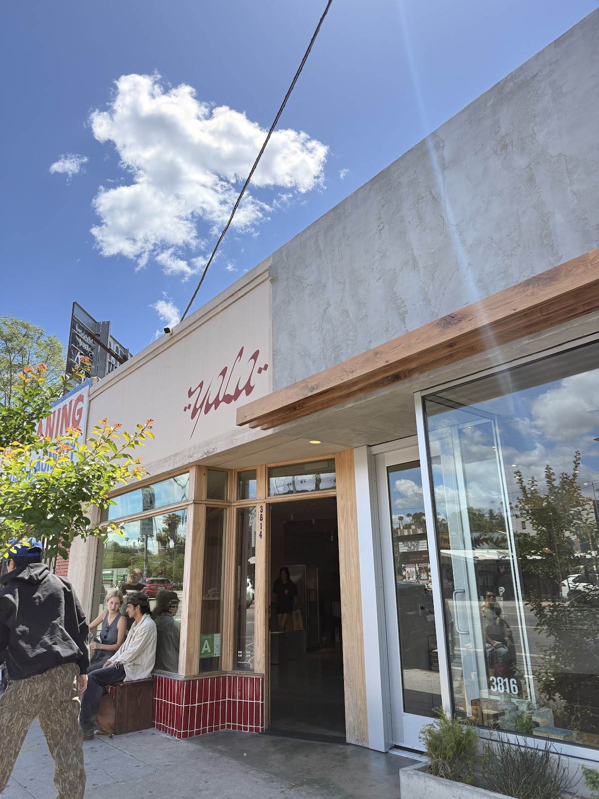 Yala Coffee - Silverlake interior