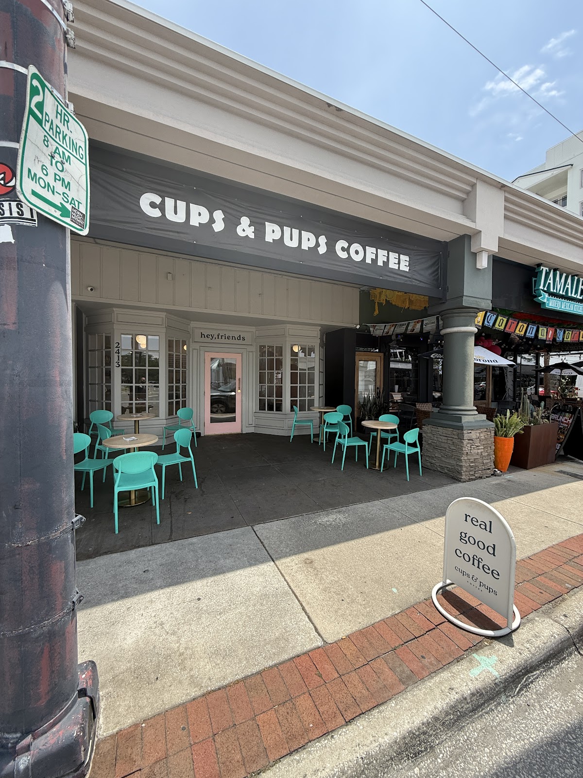 Cups and Pups Coffee interior