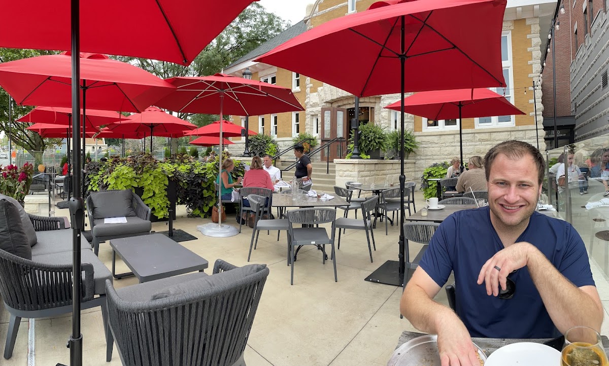 GIA MIA Naperville interior