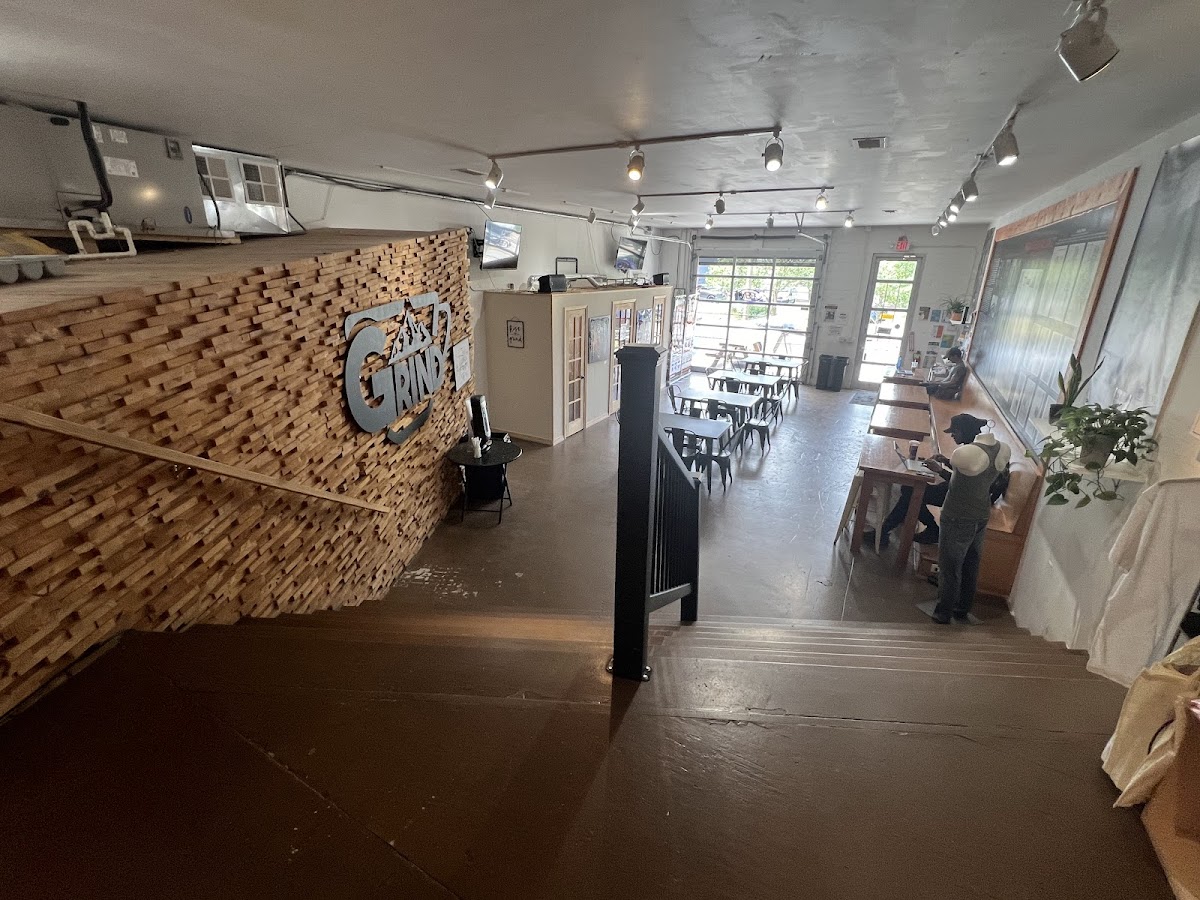 Grind AVL interior