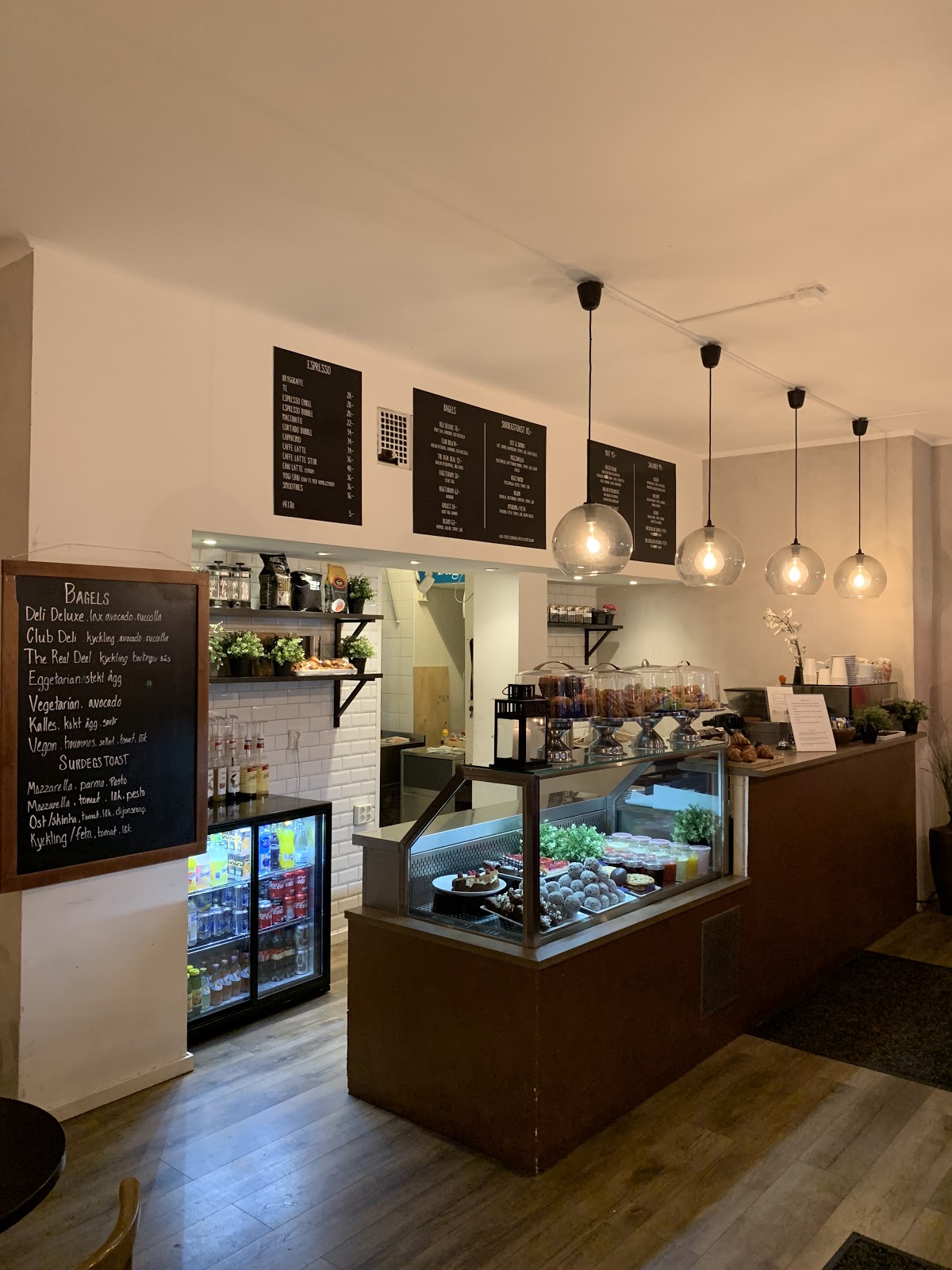 Bagel Deli interior