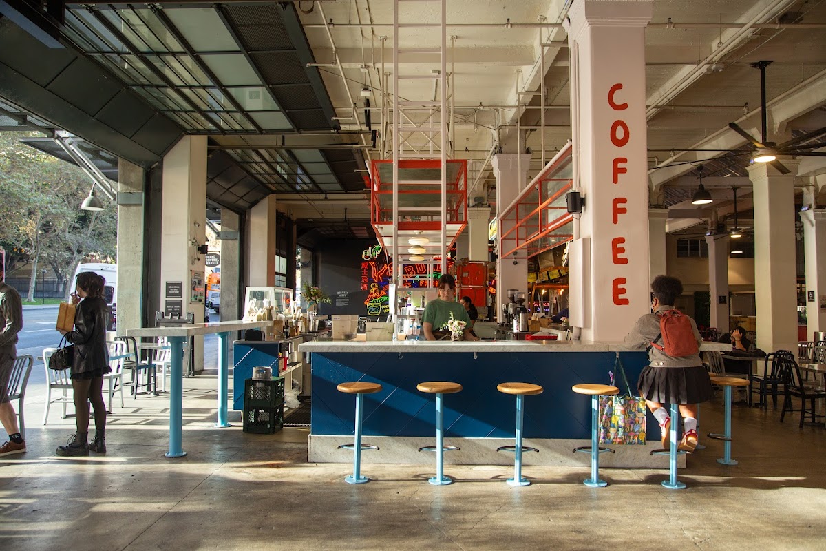 G&B Coffee interior