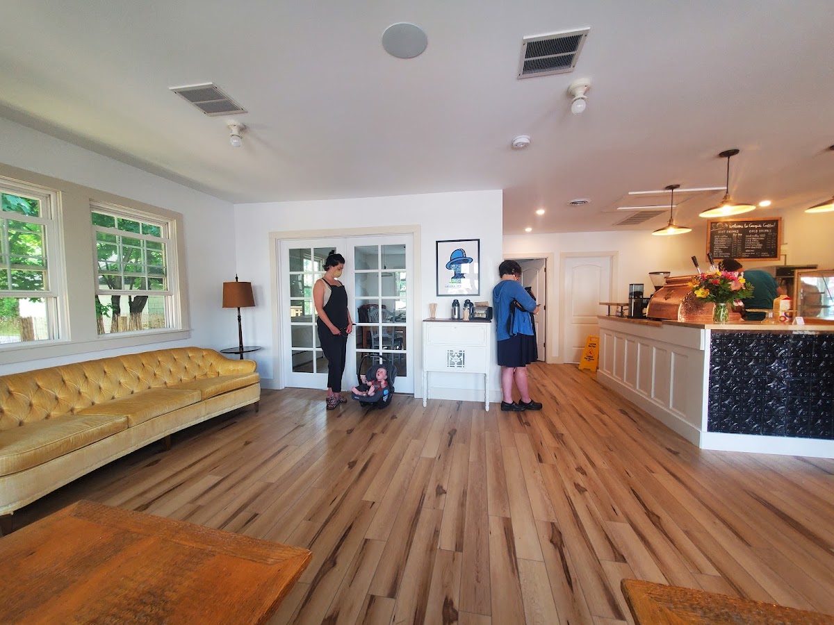 Coveside Coffee interior