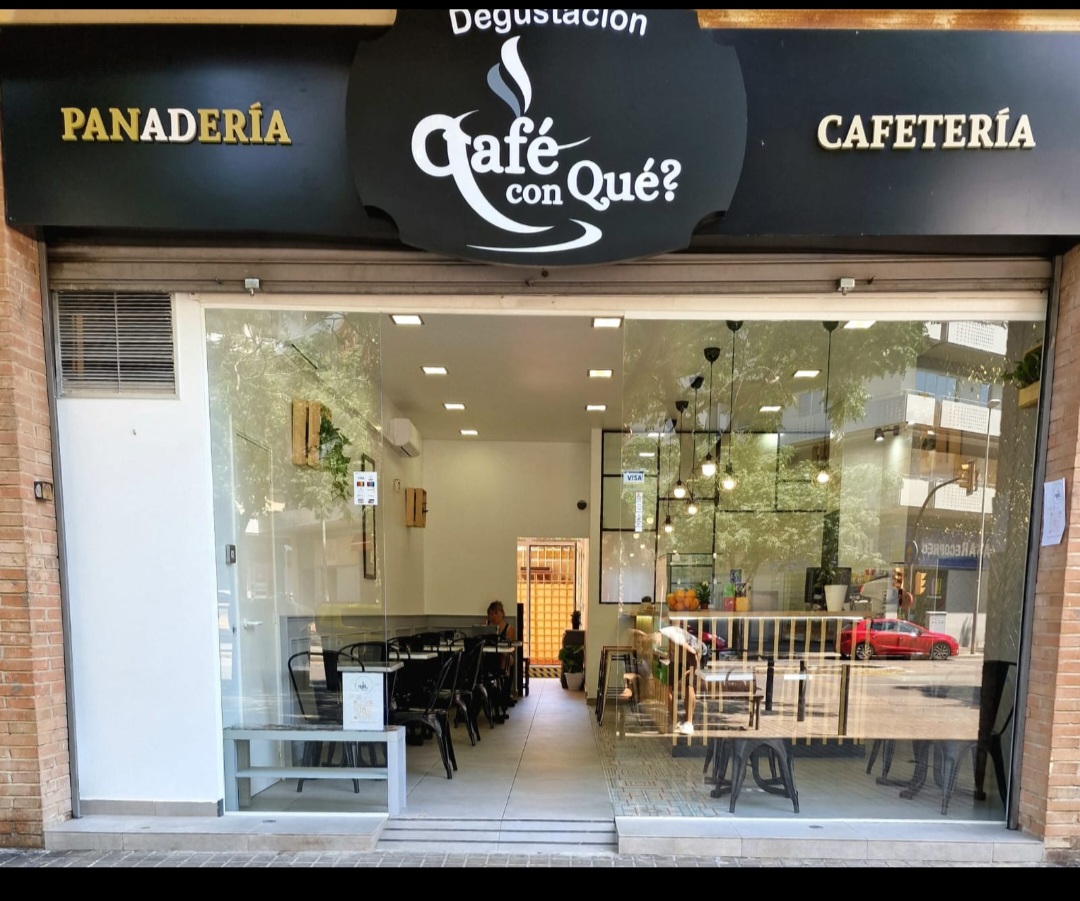 Café con Qué interior