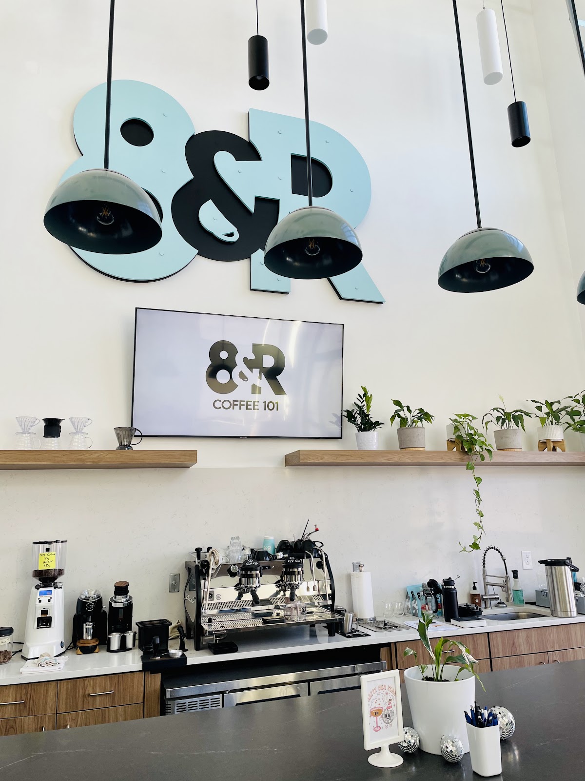 Roast, Inc interior
