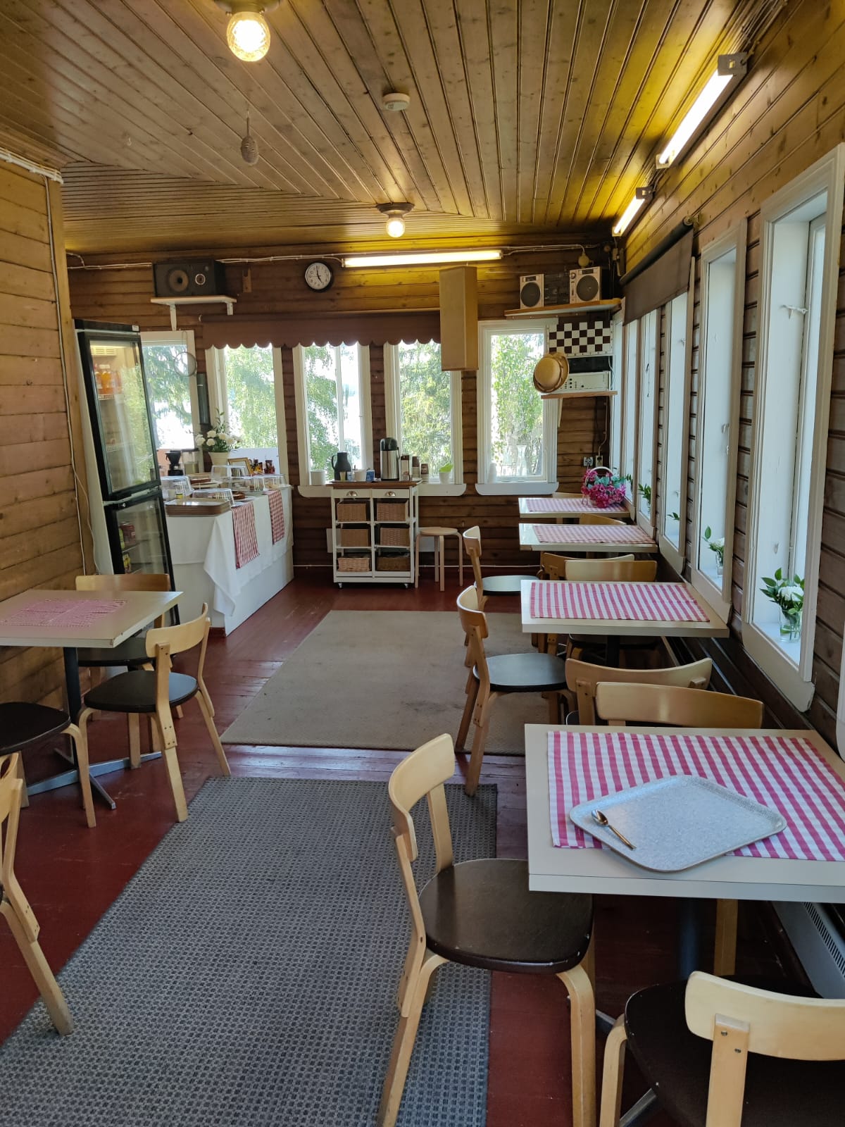 Kesäkahvila Buffetti interior