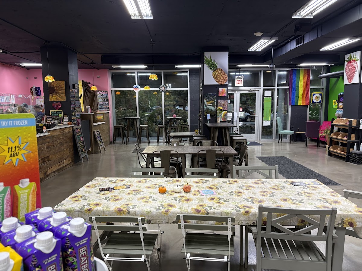 Sunflour Bakery and Cafe interior