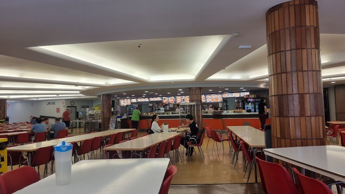 Cafeteria Facultad de Derecho interior