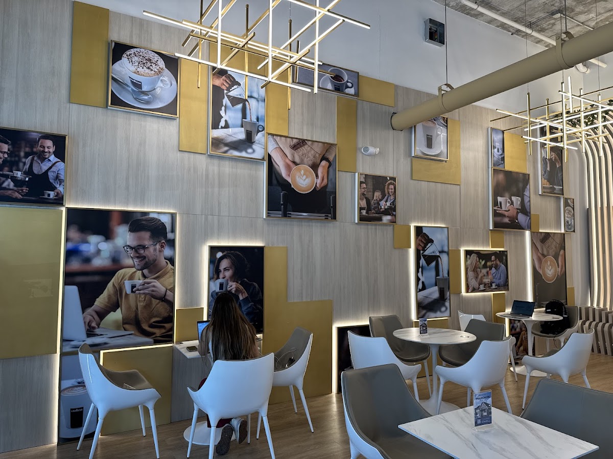 Qargo Coffee interior