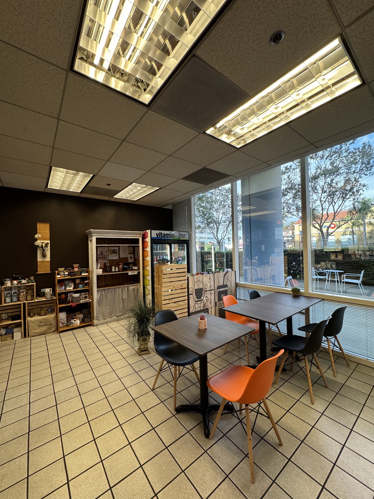 Cafe Koyomi interior