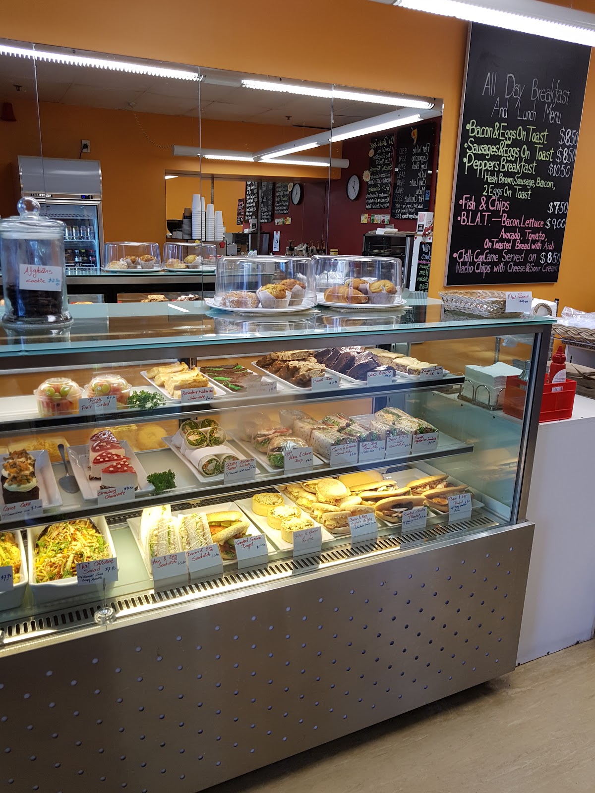Peppers Cafe interior