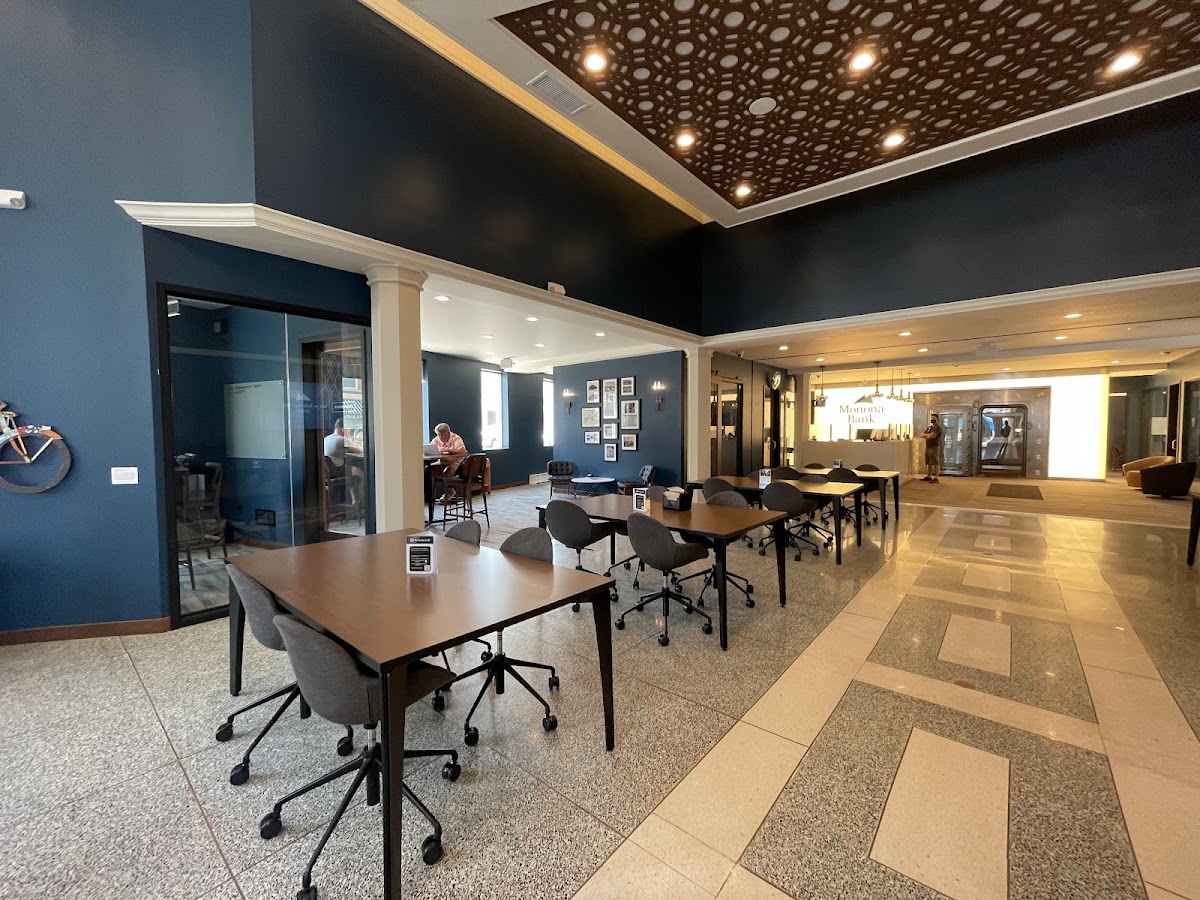 Rotunda Cafe interior