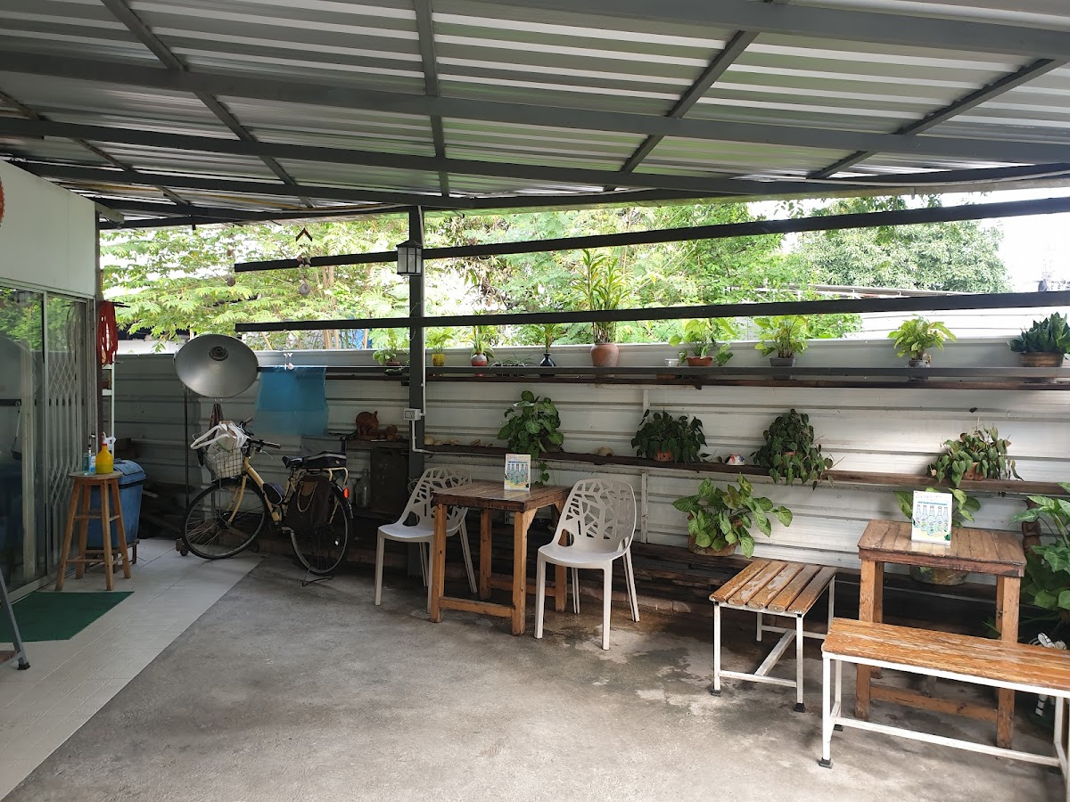 ลุงป้ากาแฟสด interior