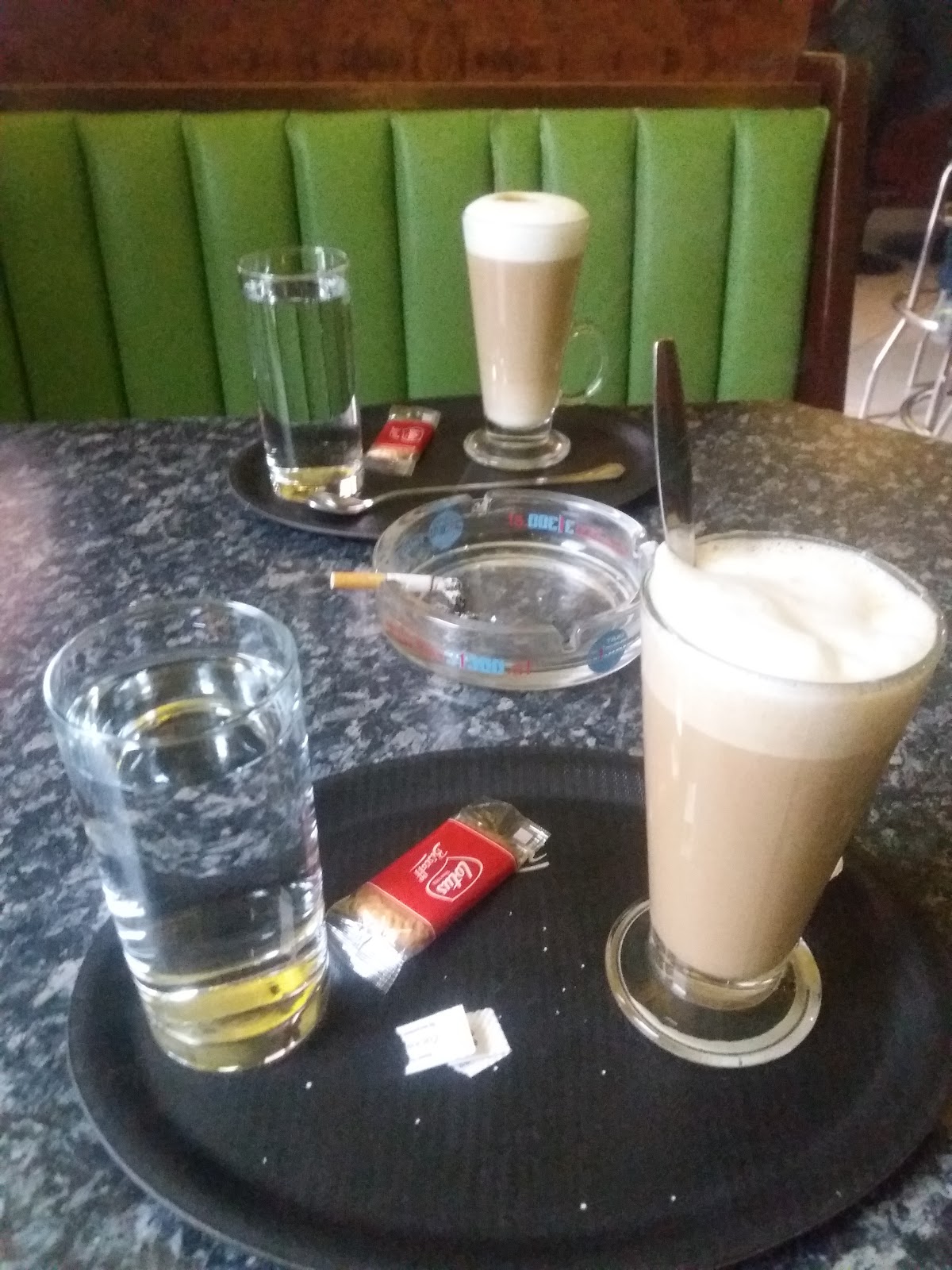 Cafe Legende interior