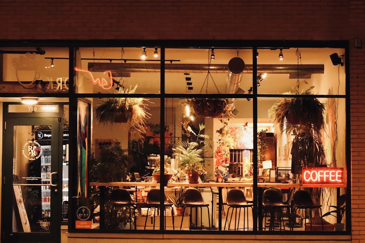 Reprise Coffee Roasters interior