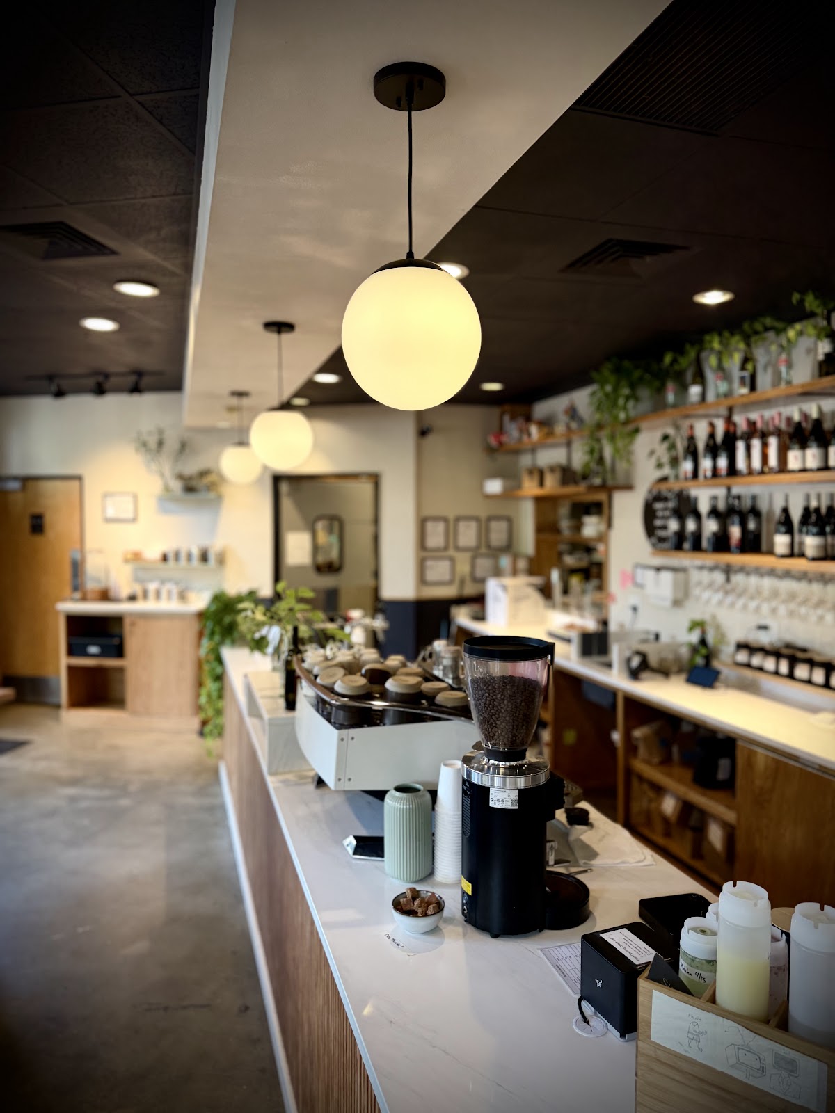 Simona Cafe interior