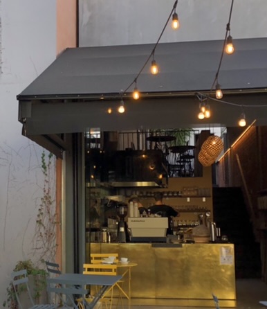 Kanteen interior