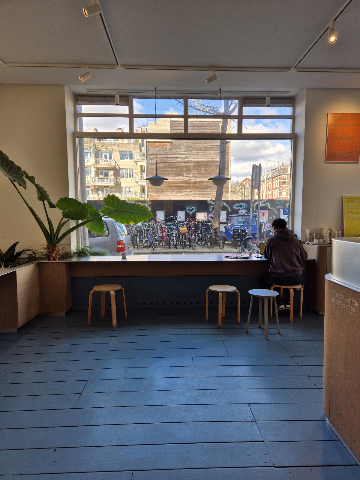 Photo of Wakuli Coffee | Jan Pieter Heijestraat