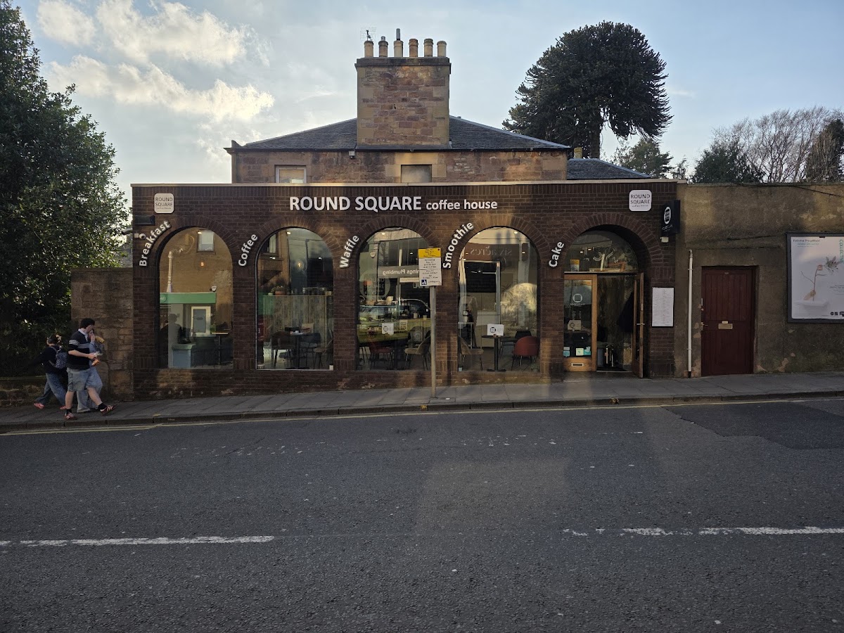 Roundsquare Coffee House interior