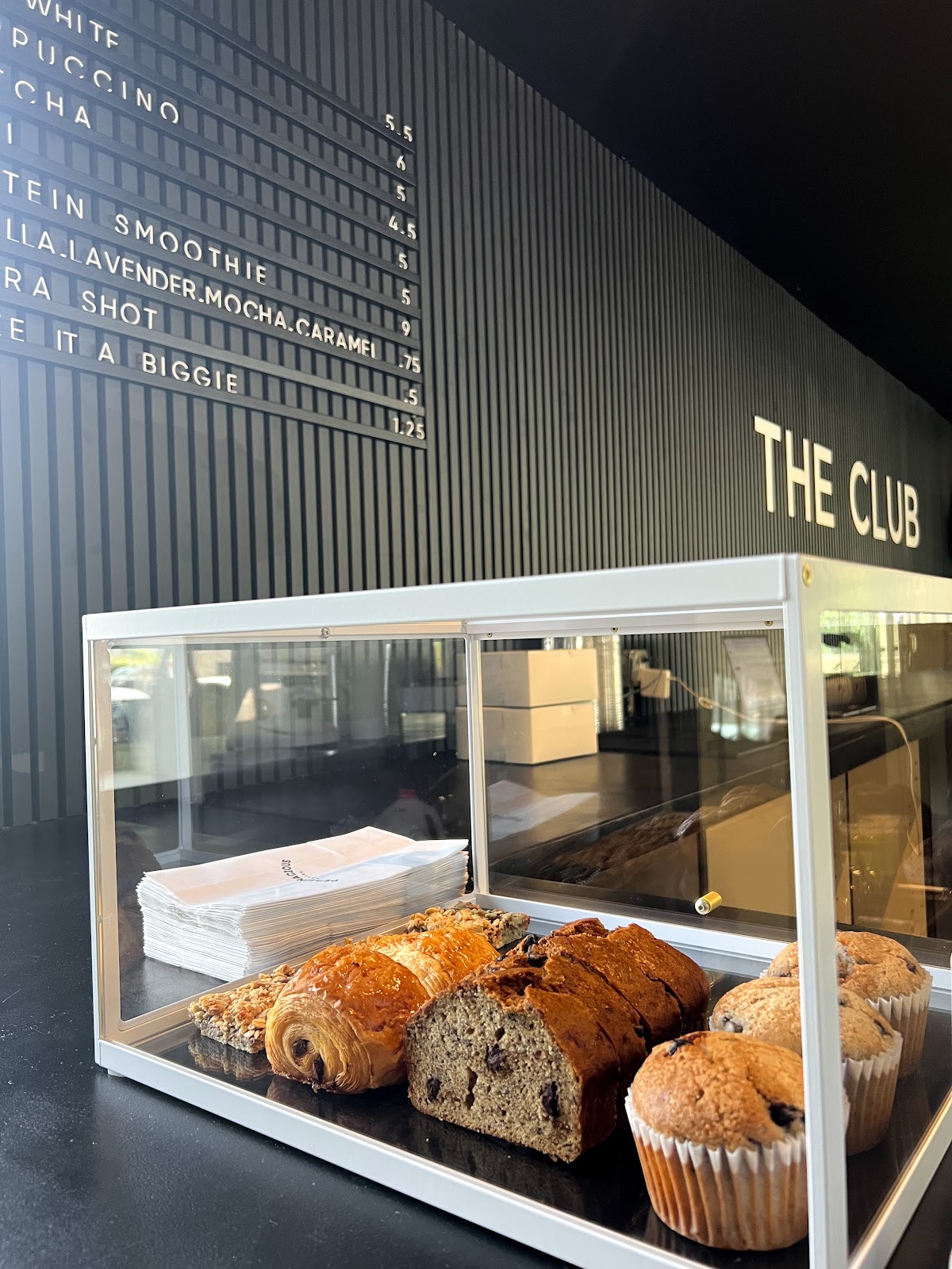 Pertinacious Coffee - THE CLUB interior