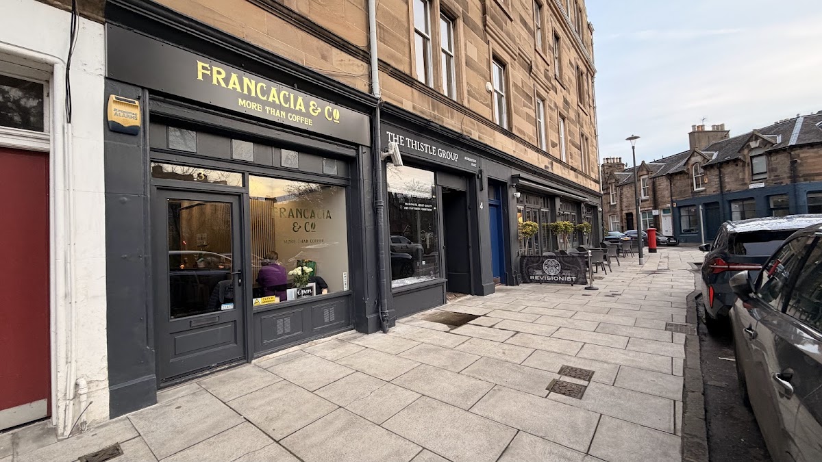 Francacia & Co interior