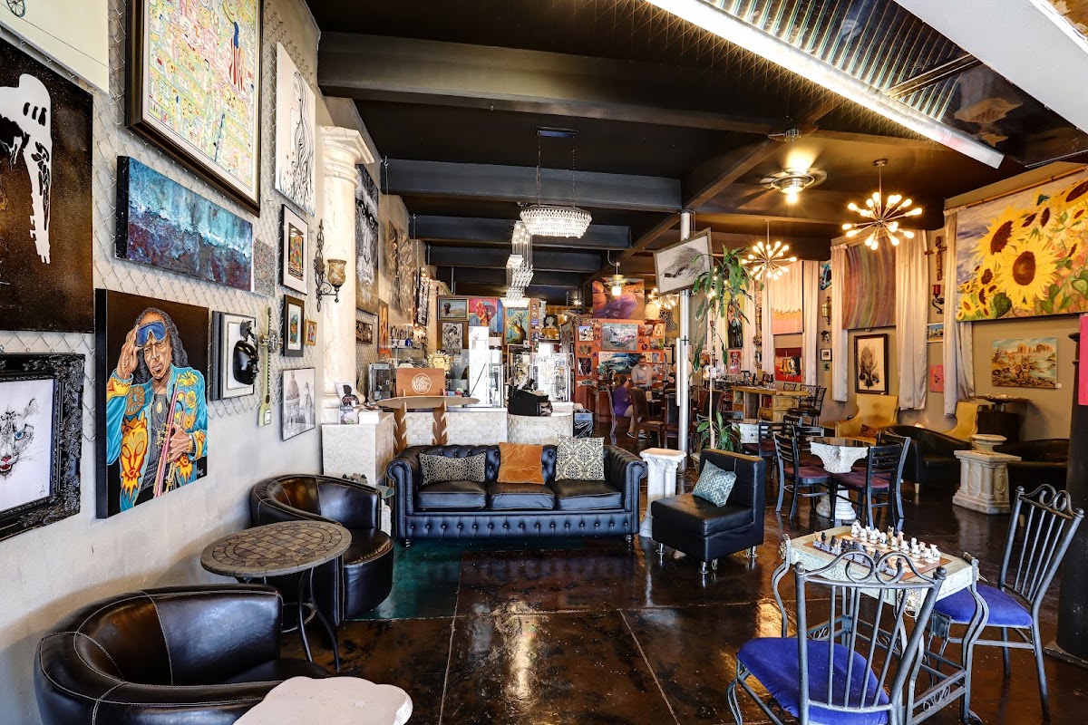 Jarrod's Coffee, Tea, & Gallery interior