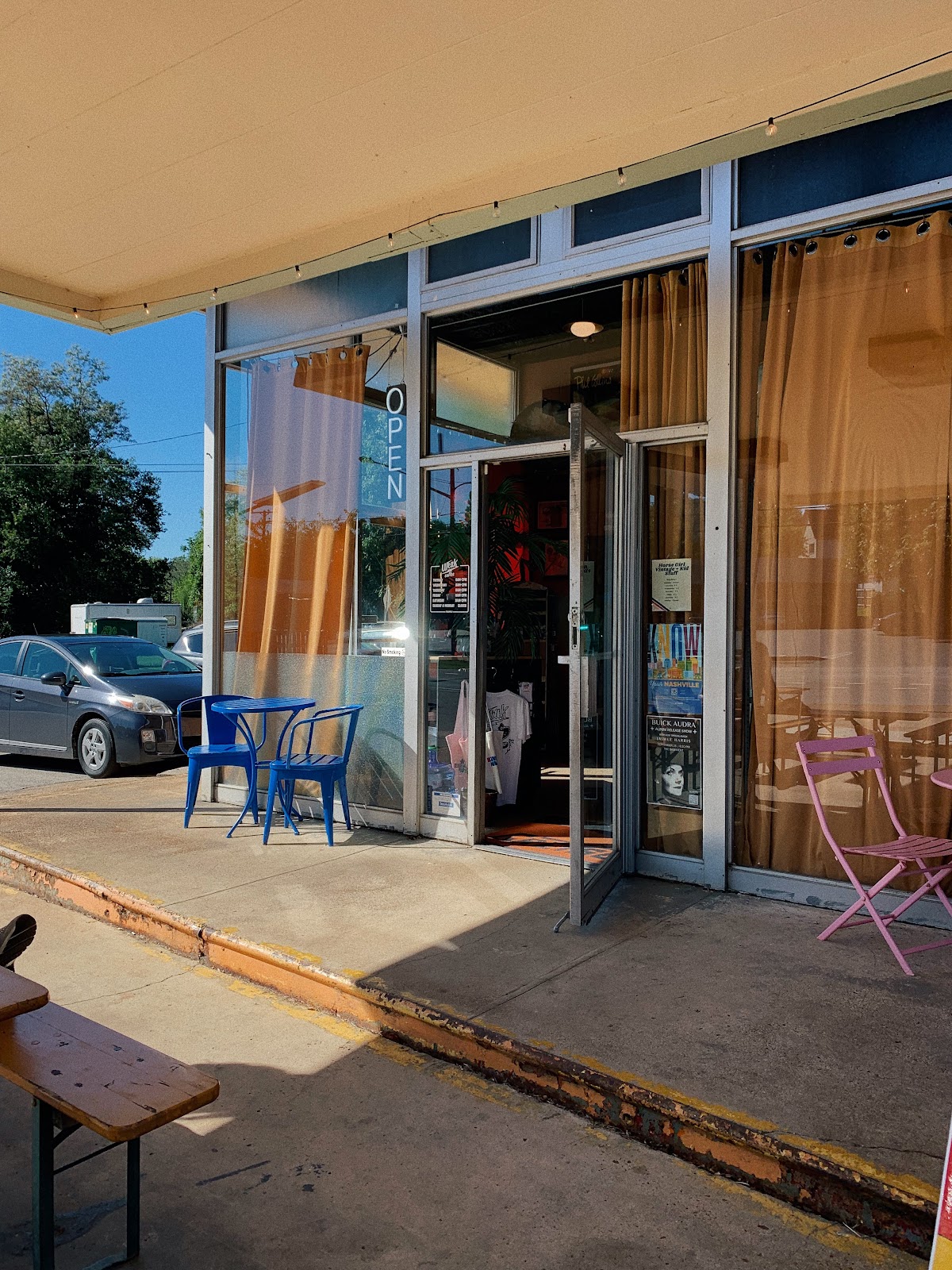 Weak Coffee interior