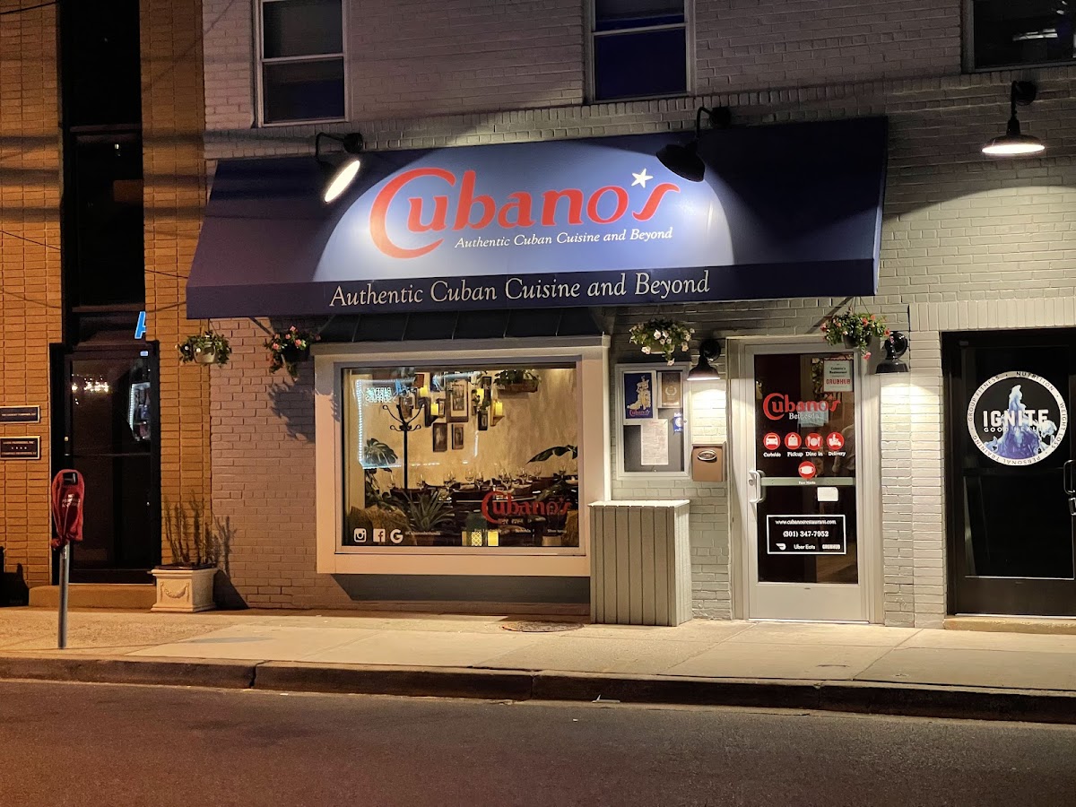 Cubano’s interior