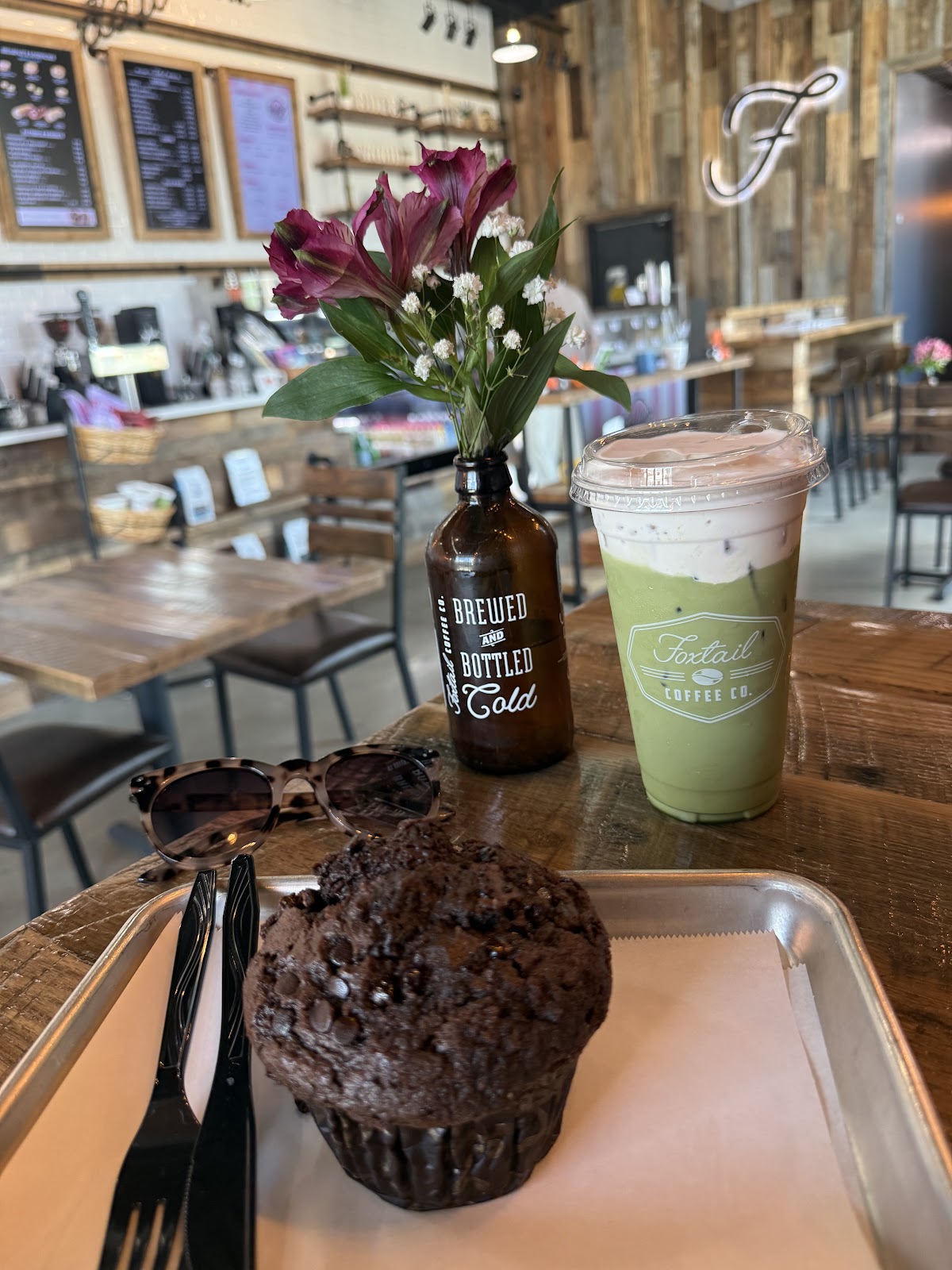 Foxtail Coffee & Kelly's Homemade Ice Cream - Murray Hill interior