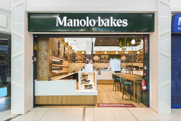 Manolo Bakes interior