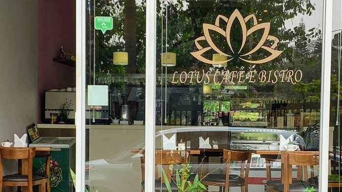 Lotus Café e Bistrô interior