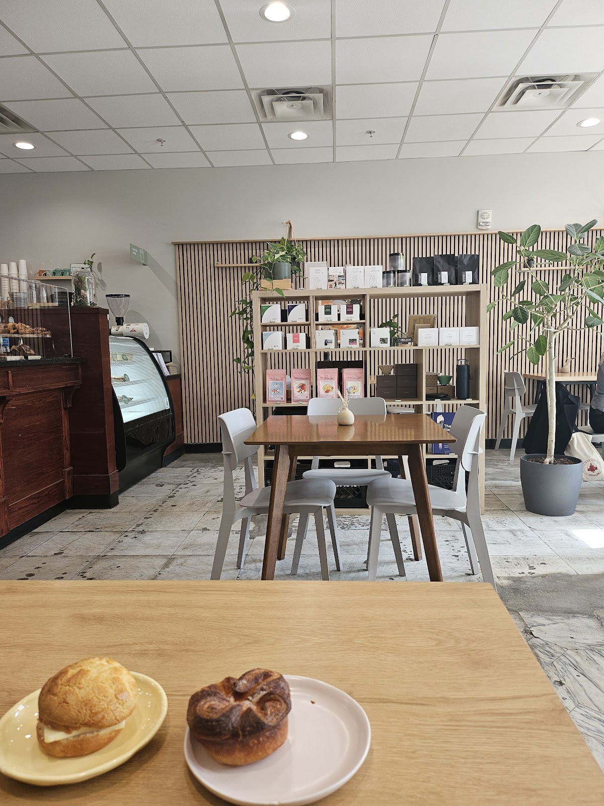 Little Cat Boba interior