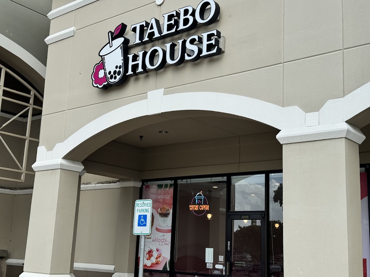 Taebo House interior