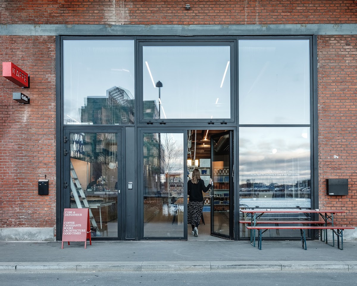 Dockside Café interior