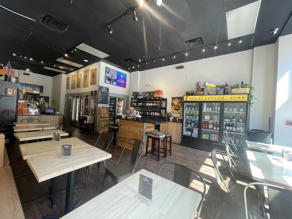 Downtown Brews interior