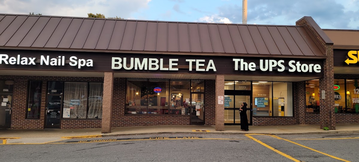 Bumble Tea interior