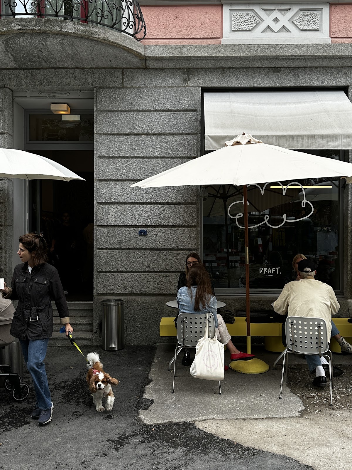 DRAFT. Coffee Zurich interior